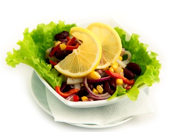 Kalmar salad with beans & corn