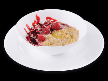 Oatmeal with milk and fruit jam