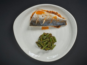 Steamed seabass with fried green beans