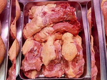 Chicken necks and back (by weight 1kg)